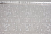 Пленка в ролике прозрачная с цветным рисунком 70см 200гр Love 70см Бел